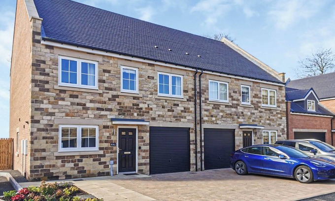 Acklington Cottage | 4 bedroom accommodation in Acklington, near Warkworth