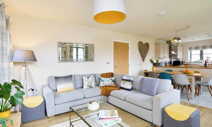 Mundesley Cottage | 4 bedroom accommodation in Mundesley, near North Walsham