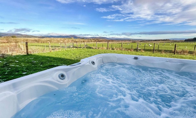 Ascog Cottage | 4 bedroom accommodation in Gartmore, near Stirling