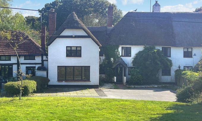 Ebford Cottage | 4 bedroom accommodation in Exeter
