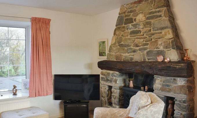 Kendal Cottage | 4 bedroom accommodation in Old Hutton, near Kendal