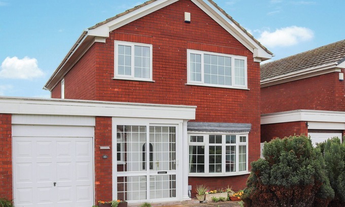 Rhyl Cottage | 4 bedroom accommodation in Rhyl