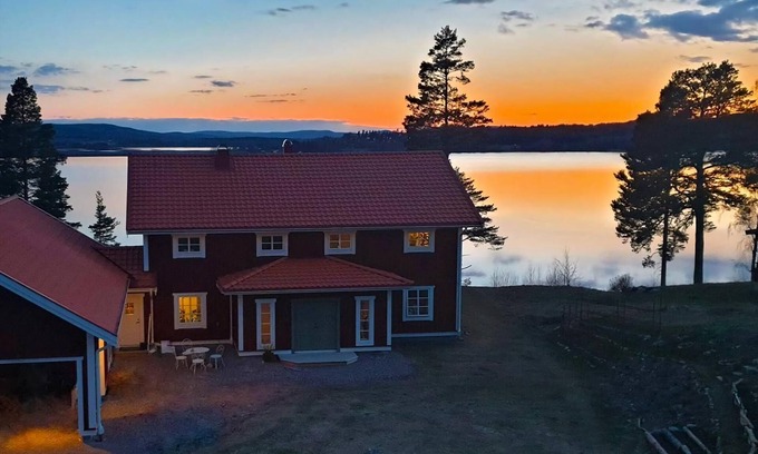 Leksand House | 4 bedroom accommodation in Leksand
