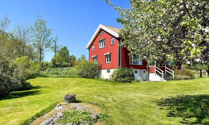 Tollsjo House | 4 bedroom accommodation in Töllsjö