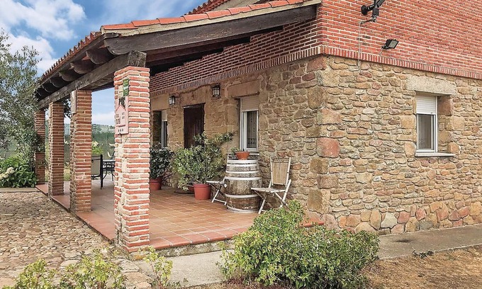 Masueco House | 4 bedroom amazing home in Masueco