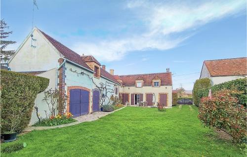 Flacy House | 4 Bedroom Amazing Home In Flacy
