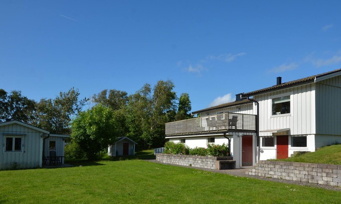 Vallda House | 4 bedroom apartment in Vallda