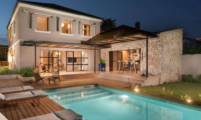 Zadar House | 4 bedroom awesome home in Zadar
