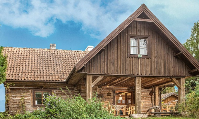 Milakowo House | 4 bedroom awesome home in Milakowo