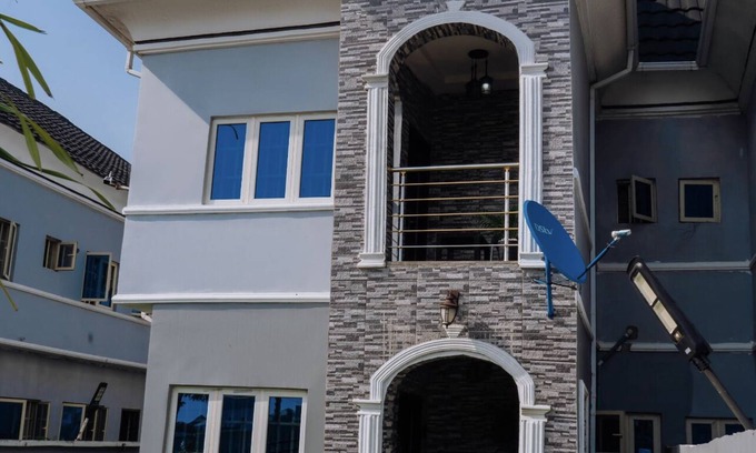 Ofin House | 4 Bedroom beach family house 24hrs electricity/security ,Ajah Lagos.Nigeria