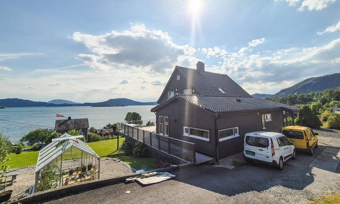 Valen House | 4 bedroom beautiful home in Valen
