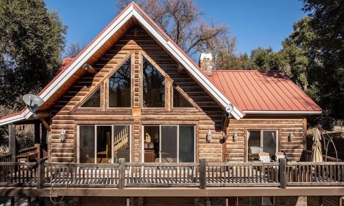 Paso Robles Cabin | 4-bedroom cabin at Lake Nacimiento in Running Deer Ranch