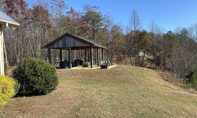 Saint Andrews Cabin | 4 Bedroom Cabin sits on 580 acres with speculator views. Abuts Coalmont ATV park
