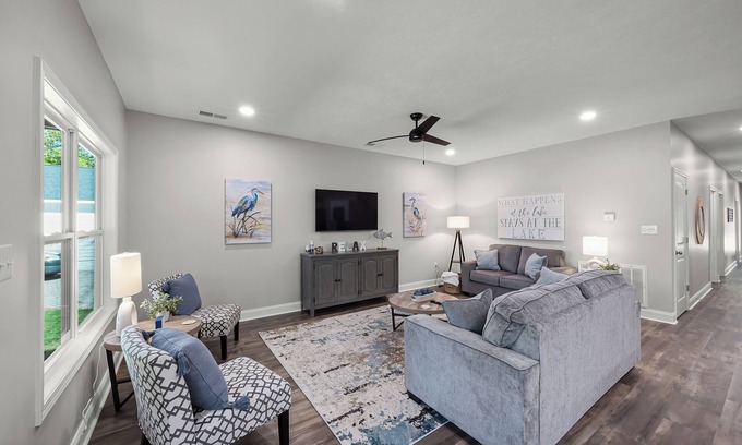 Pickwick Dam Ski Chalet | 4-bedroom Chalet Overlooking Pickwick Landing Golf Course