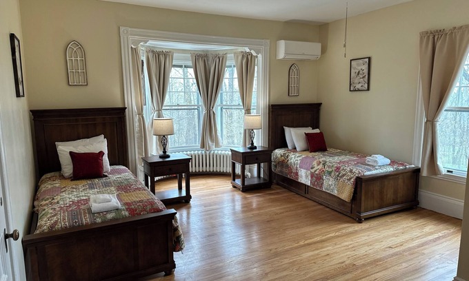 Poland Cottage | 4 Bedroom Cottage at the 500 acre Poland Spring Resort with lots of onsite activities!