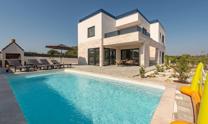 Poljica House | 4 bedroom cozy home in Poljica Brig