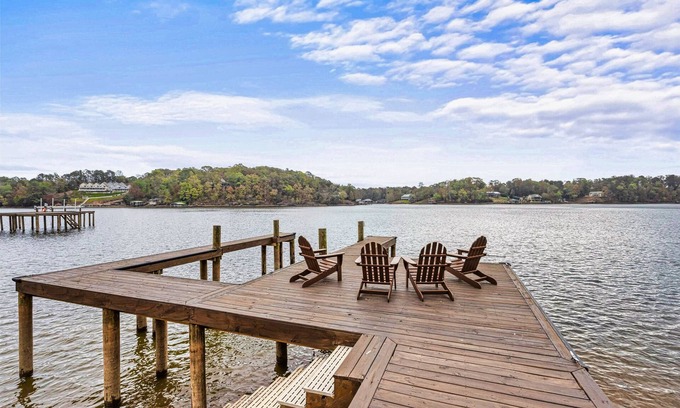 Alexander City House | 4 Bedroom Dockside Dream on Lake Martin