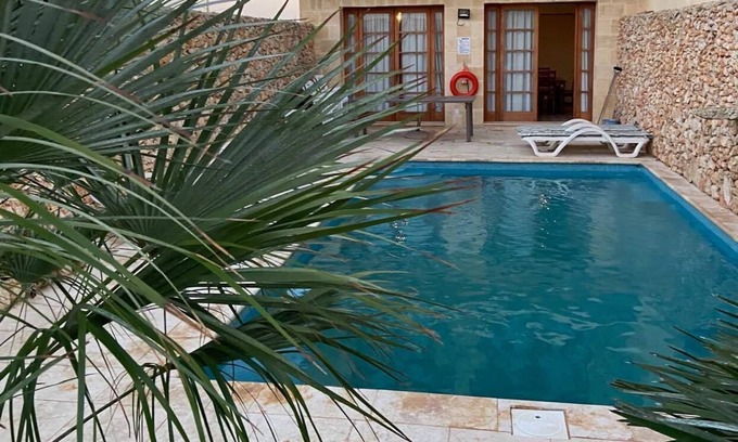 Qala House | 4 bedroom Farmhouse with private pool