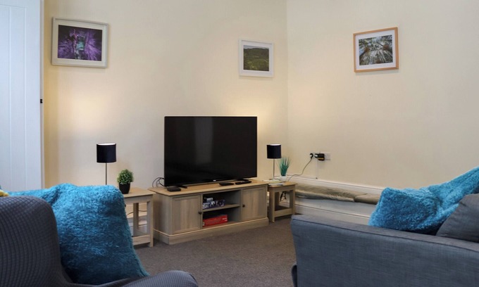 Rhiwbryfdir Cottage | 4 bedroom accommodation in Blaenau Ffestioniog