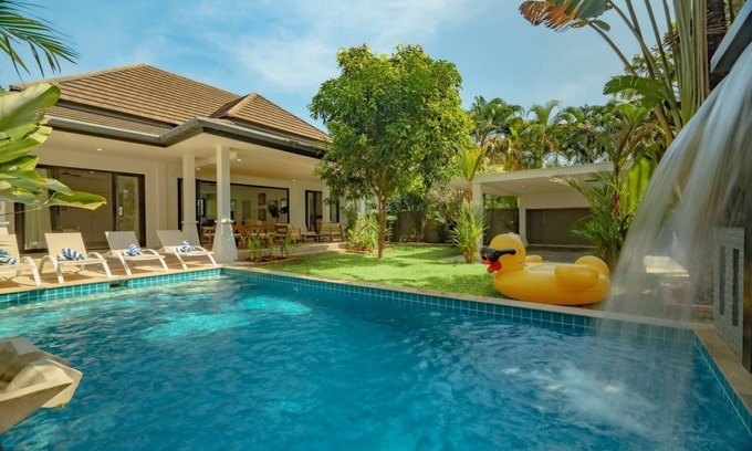 Rawai Villa | 4 Bedroom Haven, Family or Big Group Vacation House