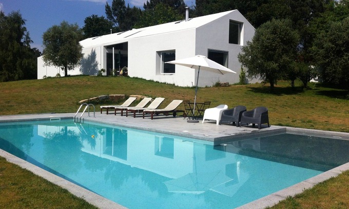 Carvalho House | 4 bedroom house with private pool