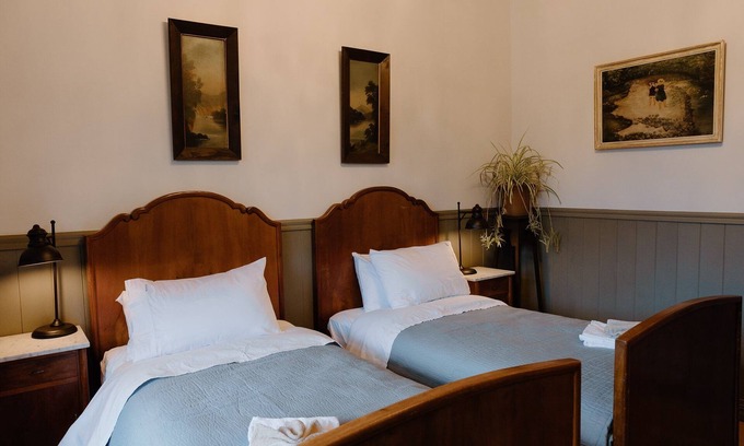 Wakefield House | 4 Bedroom House - 1 Night