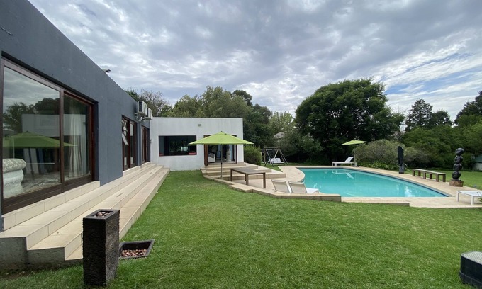 Greater Johannesburg Metropolitan Area House | 4 Bedroom House, Bryanston The Ridgeback