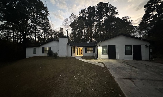 Church Street House | 4 bedroom house close to downtown with 8 beds