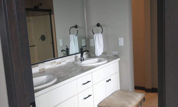 Coeur d'Alene House | 4-bedroom house in charming Coeur d'Alene with AC, WiFi, fitness room