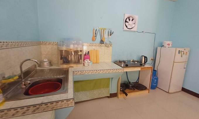Coron Town Proper House | 4-bedroom house in Coron Palawan with AC