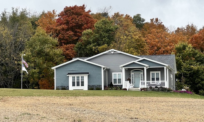 Bellefontaine House | 4-Bedroom in Lower Level with Hot Tub & Kitchenette