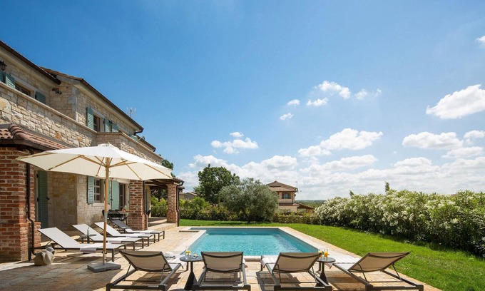 Sveti Lovrec House | 4 bedroom lovely home in Sv. Lovrec