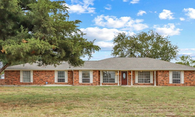 Parker Other | 4-bedroom Modern Country Home on 2 Acres Sleeps 10