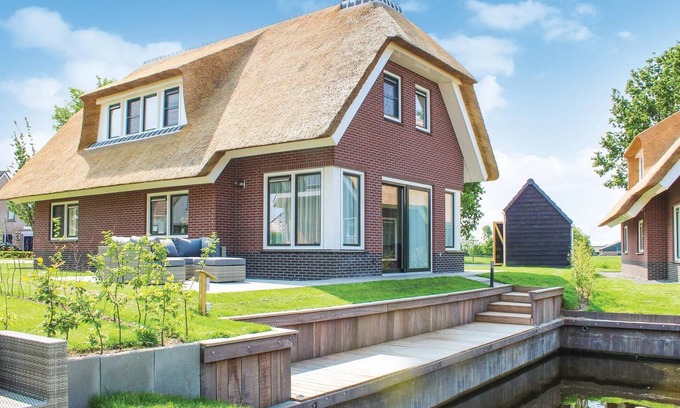 Idskenhuizen House | 4 bedroom nice home in Idskenhuizen