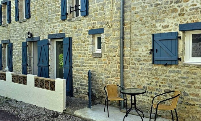 Saint-Come-du-Mont House | 4 Bedroom Private vacation home in Carentan-les-Marais