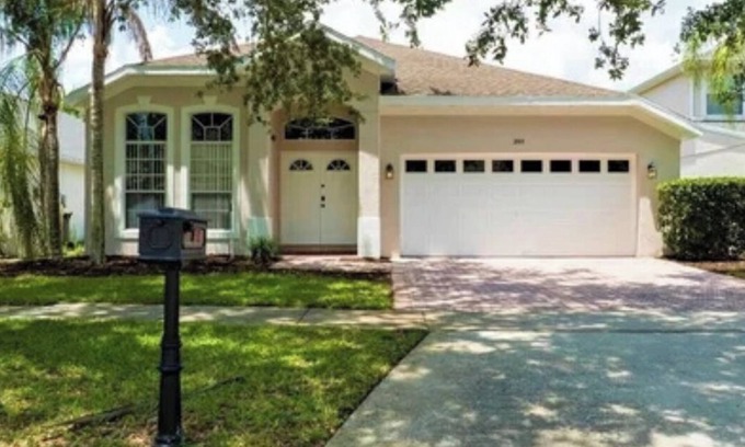 Highlands Reserve House | 4-bedroom privet house delightful Davenport with WiFi, AC. Enjoy your stay