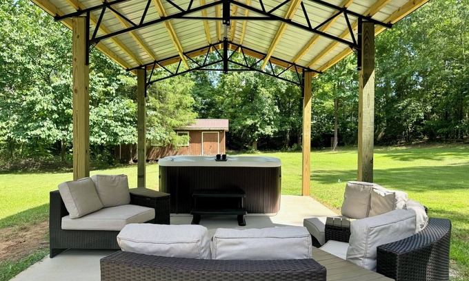 Fountain Inn House | 4 Bedroom Retreat w/Hot Tub on Private Acre of Wooded Land