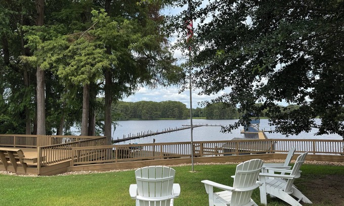Lanexa House | 4-bedroom River House in New Kent County