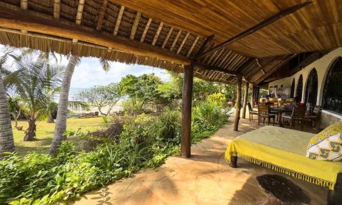 Msambweni House | 4-bedroom Sansuri Beach Villann