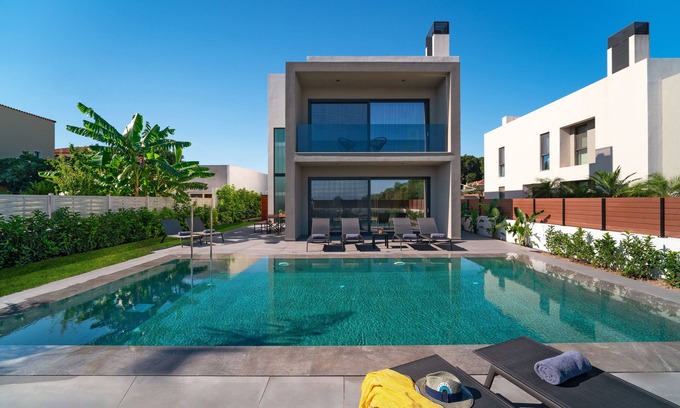 Ixia Villa | 4 Bedroom Sea View Villa with Heated Private Pool