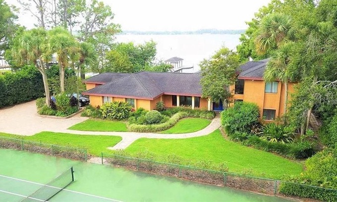 Windermere Apartment | 4 Bedroom Single family 421162 by Houzlet