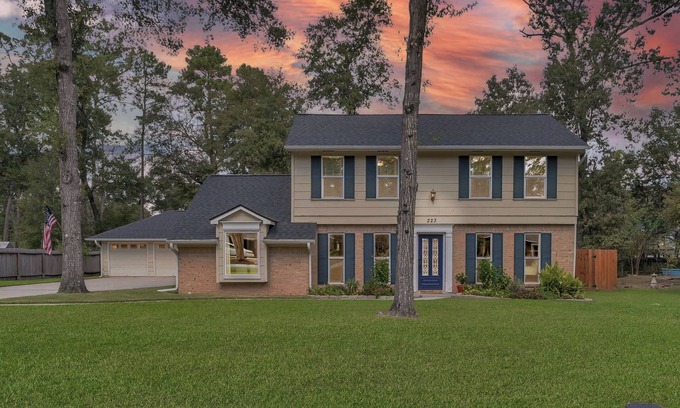 Spring House | 4-bedroom Spring Retreat - Minutes from The Woodlands
