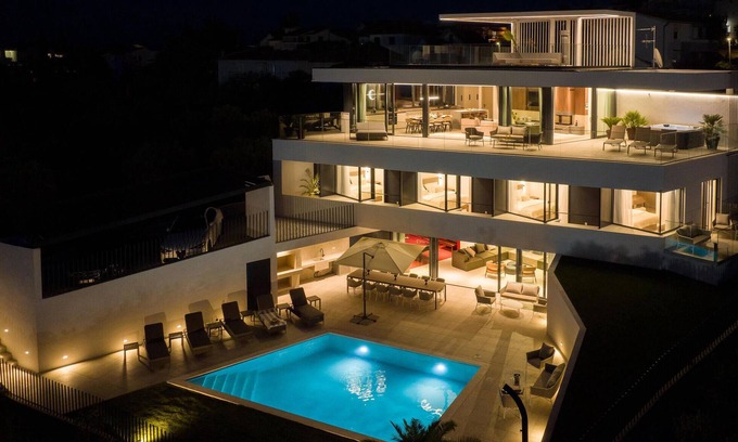 Susica House | 4 bedroom stunning home in Murter