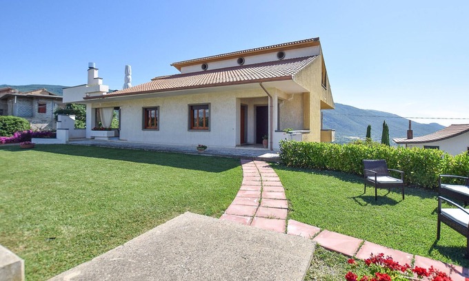 Roccadaspide House | 4 bedroom stunning home in Roccadaspide