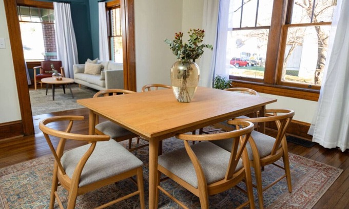Roanoke Apartment | 4 Bedroom Suite at the Historic Winona House