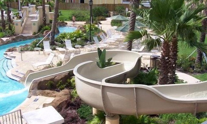 Regal Palms House | 4 Bedroom Townhouse-Regal Palms Resort-Close to Pool and Disney,Wi-Fi
