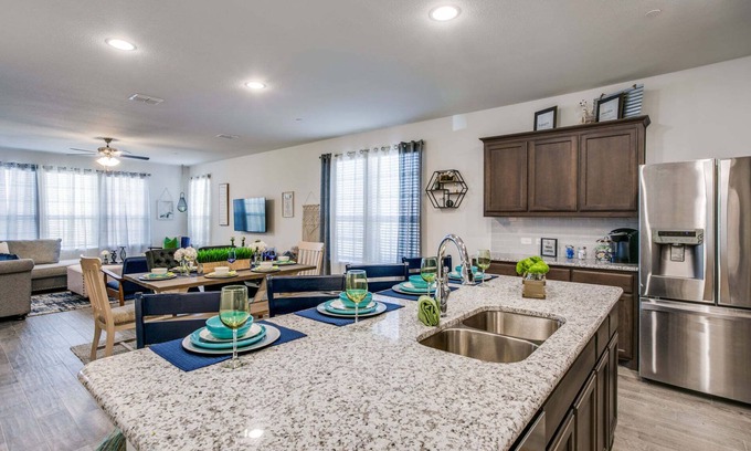North Richland Hills House | 4 Bedroom, 2.5 Bath Townhome, Walking Distance To Grocery, Entertainment, & Food