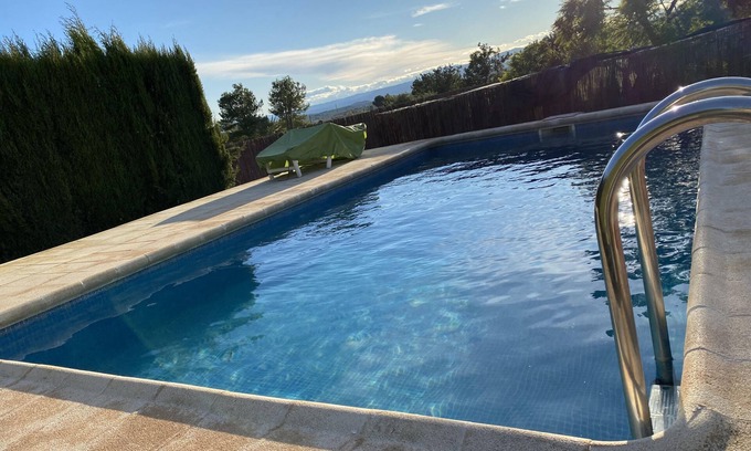 Lliria Ski Chalet | 4 bedroom villa in Lliria