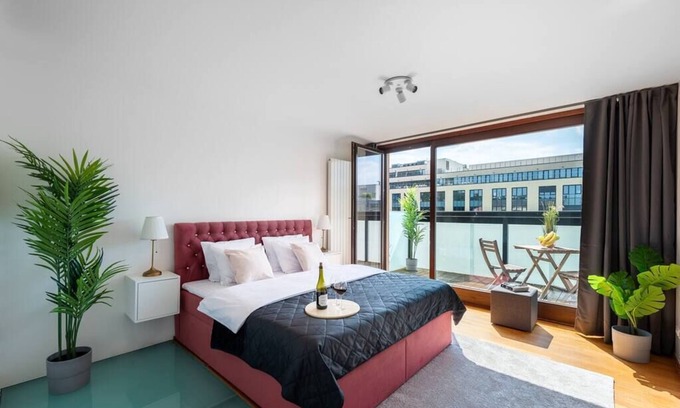 Karlin Apartment | 4-bedrooms apartment near the Prague Museum