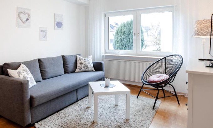 Westerburg Apartment | 4 Bett Ferienwohnung Lavendel